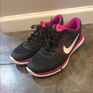 Nike Flex Run 2015 Sneakers!